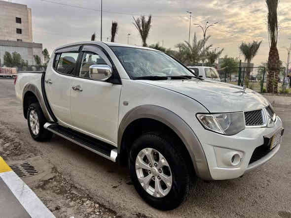 ميسوبيشي بيكب  2015 طالعة من الشركة بل 2021   رقم بغداد  الماني فول 6 سلندر  3.5 نفسة محرك  والكير باجير الحبتور  بانزين  اوتماتيك فور ويل شاشة كامره خلفية المواصفات معروفة ماشية 115 الف كيلو حقيقي مكفوله من الفتح  والتبديل والبارد  والصبغ بيهة على كد شبر بل ضبط يم علامت ميسوبيشي بل بنيد على كدهة مسوينهة والباقية كفالة حته من التكحيل 

السعر 158 ورقة 

الموقع بغداد حي الجهاد 

اي استفسار الاتصال على

‭0770 003 0299‬
