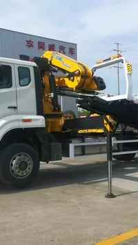 إنقاذ حوادث الطرق • رافعة قابلة للطي • تحكم عن بعد