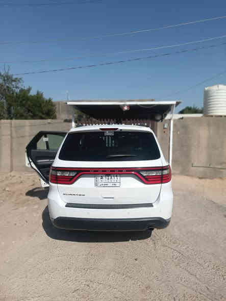 دورنكو. 2018  للبيع
اسم_السيارة : دوج دورنكو

#الموديل: 2018
#اللون: ابيض
#اللوحة: رقم بغداد بسمي
منظومه غاز  
#حادث_السيارة : جاملغ امامي  عكس السايق   بدون دواخل خفيف
_____________________________
#الــمــواصــفـــات :-
 محرك 6 سلندر 3600
 كشنات جلد اصلي غرفه بيجي
 كاميرا دواره ستيرن كهرباء

 تبريد خير من الله ثلج
 لايت زنون + كشاف
 
 منافذ USB امامي خلفي
 
 نضام سبورت 
 نضام ABS مانع انزلاق
 بصمة 2 باب 
 تشغيل بصمة 
 طقم تاير جديد
 تدفئة كشنات + تبريد

 هيترات بالمري
 حساس خلفي اصل 
 كشنات حضن

 رادار امامي خلفي جانبي سياره فول الفول الأخير 
تفضل خاص
للتواصل هذا رقمي 
***********
 صوره كامله مع الحادث
