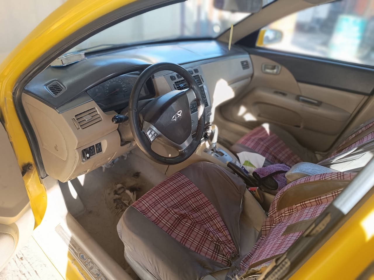 للبيع شيري A5 موديل 2011 محور كورلا 1800 رقم بابل  مصفرة هيئة وغرامات سعر (30) ورقة الاتصال بالرقم ***********
