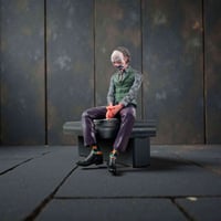 مجسم الجوكر الجالس للسيارة – ديكور داشبورد مميز مع قناع قابل للتبديل ق...