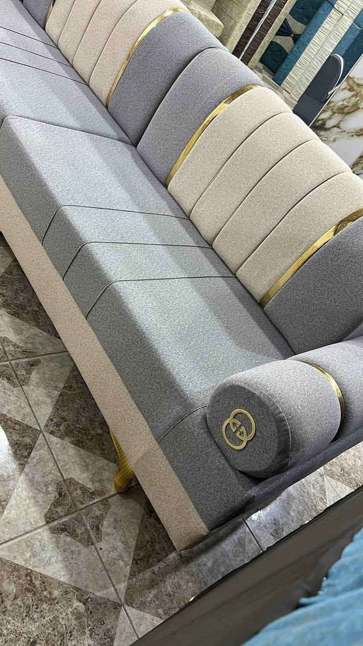 تخم ديوان حطاطه بلوك اسود مختلف الموديلات والالوان 

التاميم ركن المدينه معرض اثاث بيم 🌷
*********** الرمادي, الأنبار
