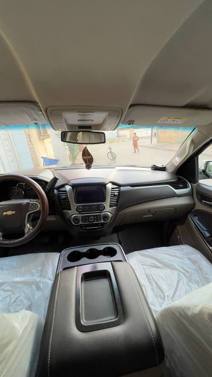 Chevrolet Tahoe 2019 LS
رقم بغداد – خليجي (وكالة GM / المنصور)
🔹 المواصفات:
فئة LS (معروفة بمواصفاتها)
السيارة نظيفة جداً وجاهزة بالكامل
جميع القطع أصلية وكالة GM (ليست تايوان أو صيني)
زيت مستخدم دائماً ACDelco
🔹 الحالة:
لا يوجد أي كود أو عطل
صبغ جاملغ أيسر فقط (قبل شهر) بسبب شخط دراجة بدون ضربة
مكينة، قير، شاصي بحالة ممتازة
🔹 الإضافات:
تخم تايرات جديد
🔹 ملاحظة: السيارة جاهزة من جميع النواحي ولا تحتاج أي مصروف للاستفسار الاتصال على الرقم ***********
