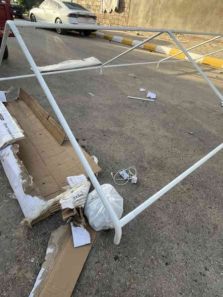 سلام عليكم ورحمة الله وبركاته 
خيمه ٣في٦ سعرها ٢٠٠ بيها مجال بعدها جديده رقم هاتف ***********
