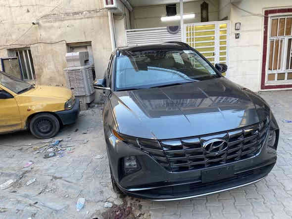 للبيع توسان وارد أمريكي دخول جديد 
هايبرد موديل 2024
ماشيا 17الف حادث موضح بالصور 
بدون صبغ مبدل بابين وجاملغ تفصيخ نفس اللون وبيها قبغ جنطه مصبوغ من امريكا 
فول مواصفات لمتت
بنوراما 
تتقدم وترجع بالريمونت 
كشنات جلد 
تدفئة وتبريد كشنات 
استيرن رجاج وتدفئة 
وبعد بيها هواي مواصفات لمتت معروفه 
السعر 193وبيها مجال  مع الترقيم ورسومه 
بدون كمرك 
رقم مجان 
هذا رقمي ***********
مكان السياره بغداد
