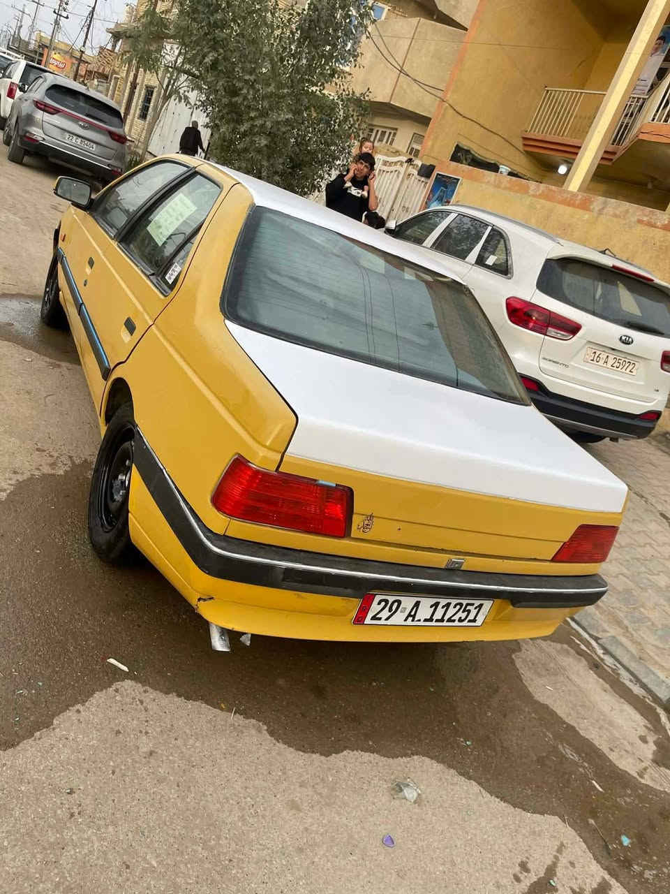 بيجو 405رقم واسط دولي مديل 10سنويه مجدده هيئه مصفره مكينه وكير كورله سياره عنوانه واسط كوت السعر 27 رقم الهاتف ‏‪***********‬‏
