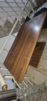 طاوله خشب • ٦ نفرات • بدون كراسي