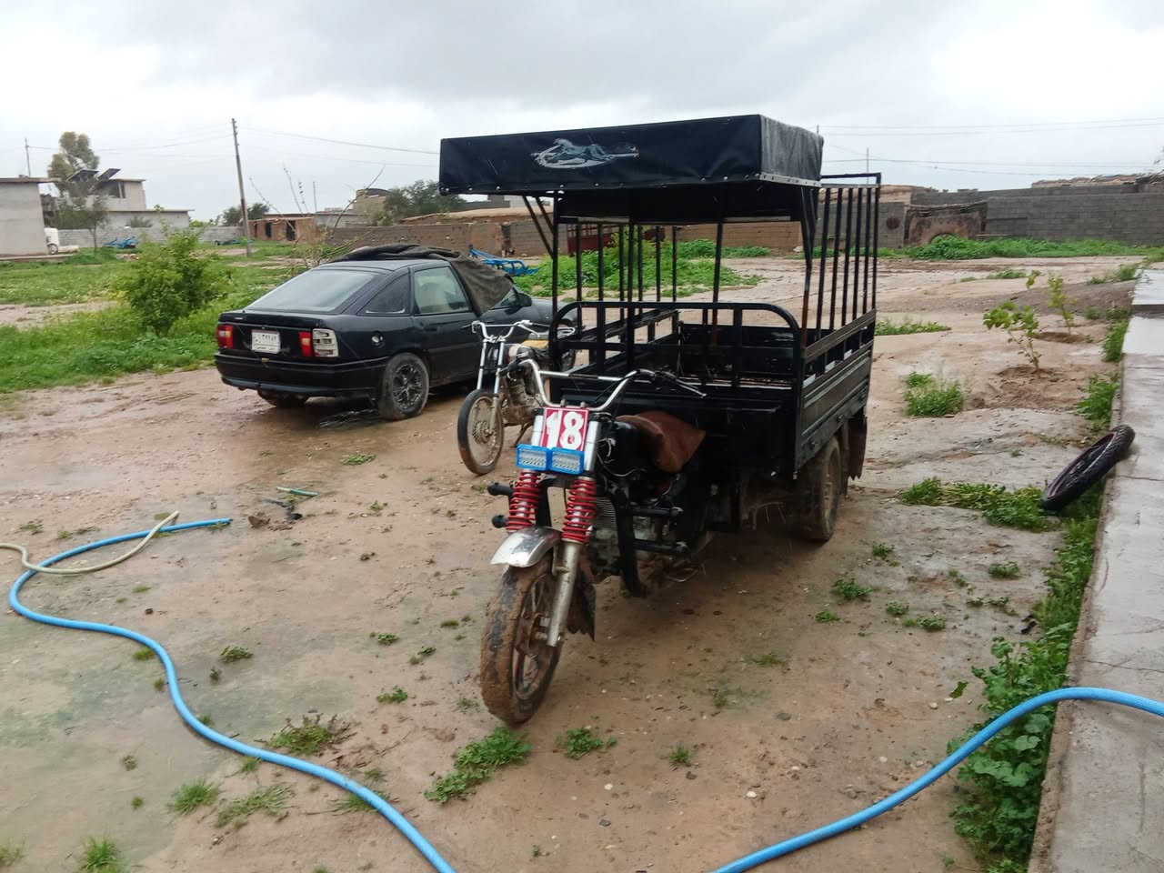 السلام عليكم ستوته لبيع
ستوته 2016 محرك 23
محرك مامفتوح ركبه مكفوله شاصي قطرت لحيم مابي اوراق كامله 
لسعر750 وبيها مجال لمكان ديالى 
‏‪0770 383 7956‬‏ بي واتساب
