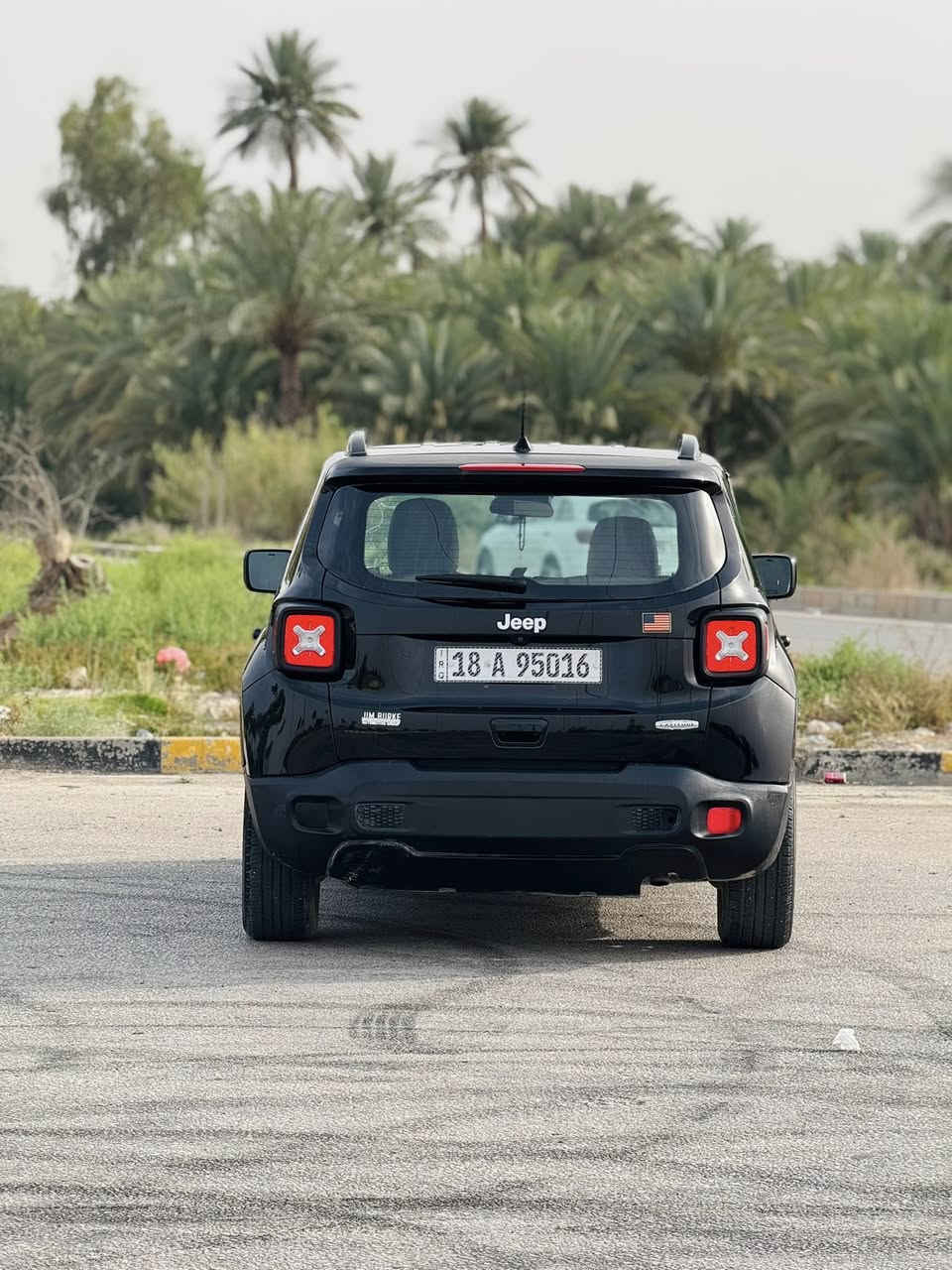 السلام عليكم
📍جيب رينجيد للبيع.  

(السيارة بدون حادث فقط سرقة جاملغ واحد و الجاملغ الورا بالعراق ربع صبغ بدون ايرباك بدون اي عيب)

📍السيارة فئة لاتتيود كير محرك كفالة كير 9 نمر AT 

📍المواصفات معروفة 
كشنات جلد ابيض 
شاشة جبيرة كامرة خلفية
مثبت سرعه
تحكم ستيرن 
شاشة اعطال 
وبعد مواصفات المعروفة

السيارة مصروف عليهة من الالف للياء 
منضومة تبريد جديدة من الطول للطول ❄️ 
راديتر تبريد راديتر محرك برمجة مراوح ولف حماوة
انسة شي اسمه حماوة كلشي بيهة جديد للاخير
سبير جديد اني مشتري باكات چامبيون اليوم بدلتهن
بعد هواي شغلات صارف عليهة السيارة متصرف عليهة ربع لان مداريهة مال جناي

رقم بابل انكليزي الجديد بسمي سنوية مجددة لل2032

مكان حلة مركز المدينة 
📍السعر 118 
للاستفسار اكثر ***********
