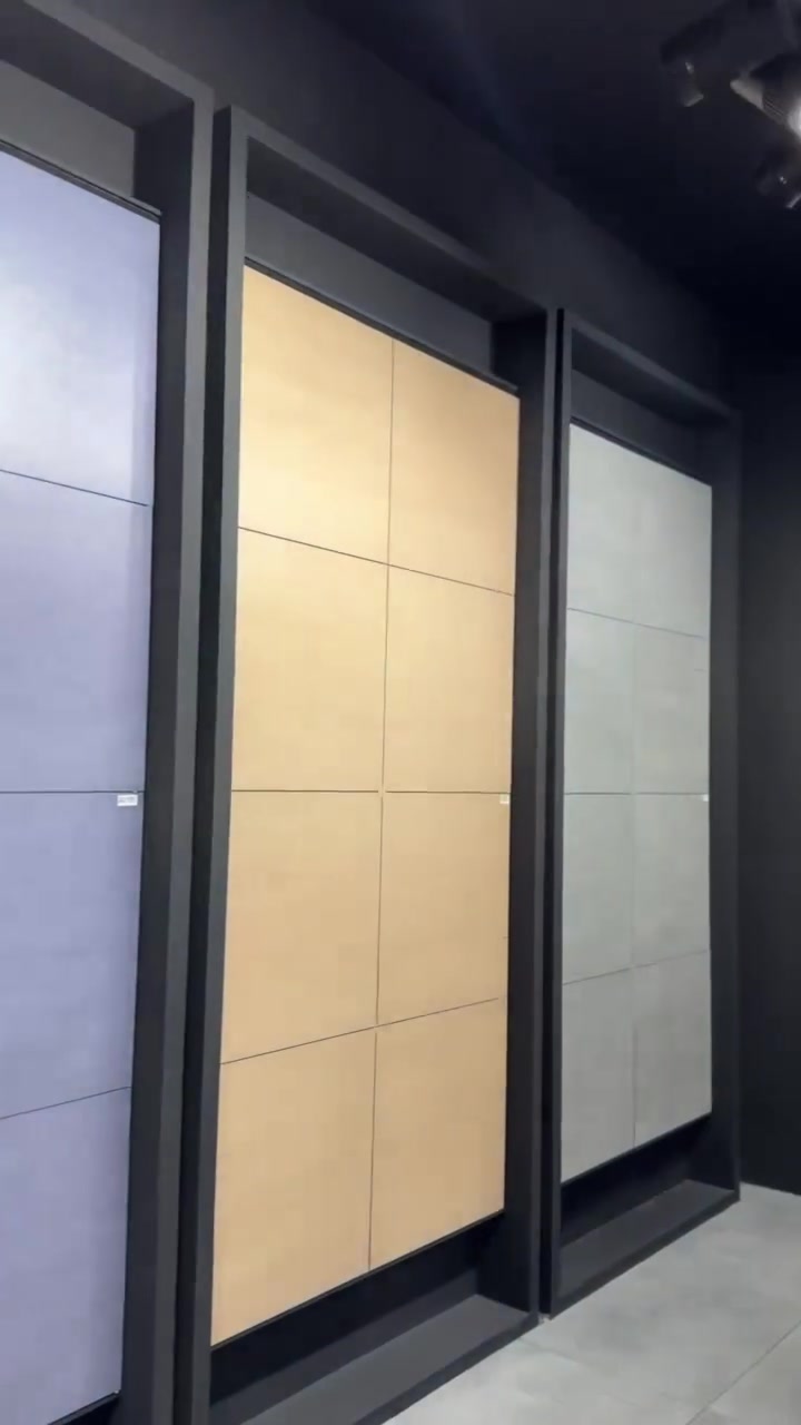 ليست كل الأرضيات تُصنع لتدوم...

لكن بعضها يُصنع ليترك بصمة من الجودة والثقة لسنوات طويلة.

في مصنع إل ديكور بورسيلانو، نضع خبراتنا وقدراتنا الإنتاجية المتقدمة في خدمة الجودة، لنقدم منتجات تلبي أعلى المعايير العالمية وتواكب متطلبات المشاريع السكنية والتجارية والصناعية الكبرى.

وبفضل طاقاتنا الإنتاجية الواسعة والتزامنا المستمر بالتطوير، أصبحنا من بين أبرز المنتجين المتخصصين في هذا المجال، مع المحافظة على أعلى مستويات الدقة والثبات في الجودة.

بورسلان نقي

مقاس ٤٠ × ٤٠ سم

سماكة ١٢ مم

مصمم خصيصًا لتحمل الاستخدام المكثف والظروف التشغيلية الصعبة، ليمنح المشاريع قوة وأداءً يمكن الاعتماد عليهما على المدى الطويل.

متوفر بثلاثة أسطح متميزة:

• السطح المطفي: مظهر عصري أنيق بلمسة طبيعية راقية.

• السطح السكري: توازن مثالي بين الجمال العملي ومقاومة الانزلاق.

• السطح المحفور: تفاصيل بارزة تمنح المساحات عمقًا وشخصية فريدة.

كل مرحلة من مراحل الإنتاج تخضع لأعلى معايير الرقابة والجودة، بدءًا من اختيار المواد الخام وصولًا إلى المنتج النهائي، لضمان تقديم بورسلان يجمع بين القوة والجمال والاستدامة.

فلسفتنا بسيطة...

كلما زادت الطاقة الإنتاجية، زادت مسؤولية الحفاظ على الجودة.

ولهذا نواصل العمل يوميًا بالدقة نفسها، والاهتمام نفسه، والشغف نفسه في كل بلاطة ننتجها.

إل ديكور بورسيلانو

قدرات إنتاجية رائدة.

دقة هندسية متقنة.

وجودة تثبت قيمتها مع مرور الزمن.

بورسلان نقي

٤٠ × ٤٠ سم

سماكة ١٢ مم

صناعة نفخر بها...

وجودة يثق بها شركاؤنا وعملاؤنا في الأسواق حول العالم.

#اللاكتوز_سيراميك_آمر #ديكورات_حديثة #تصميم_داخلي #بورسلان #تصدير #مواد_بناء
#PorcelainTiles #InteriorDesign #ConstructionMaterials #TileManufacturer #TileInspo #LuxuryTiles


**إذا كنت صاحب هذا الإعلان وتريد حذفه لأي سبب، رجاءا أرسل رسالة إلى الدعم الفني**