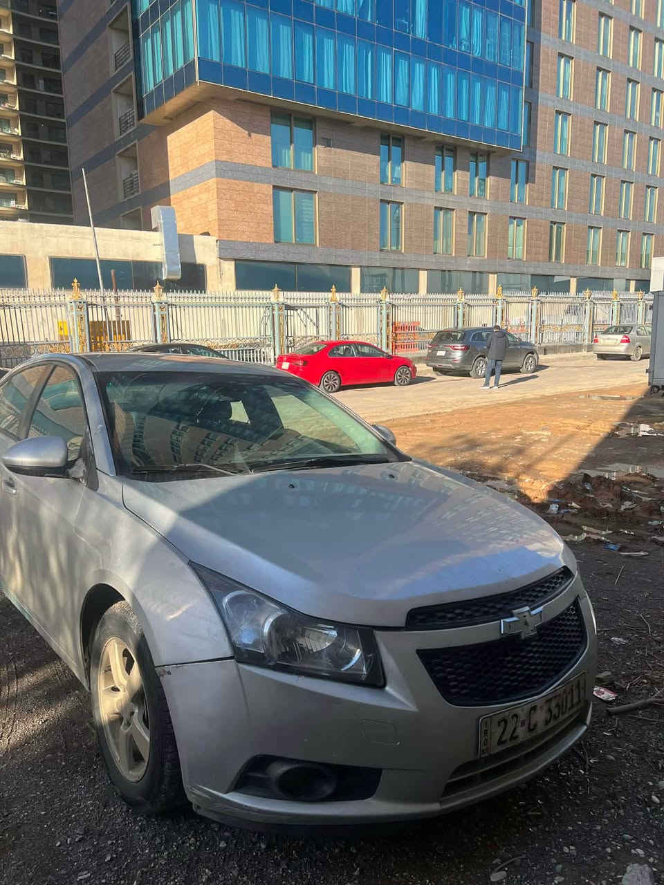 شۆفلیەت کروز 
مەکینە ئۆپترای بیلادی.
مۆدیل2012 
چەمەلاخی پشتەوە لای سەکن  ناوەوەی گرتەوە. دوو  بست بۆنیت سبوخ هەیە. پیشی کپسە. هیجی نییە.  
گیر و مەکینە و بەناو کردن. خرامە بەشەرت 
سەنەوی تا ٢٠٢٧بەسەر ناچی بەناوی خۆمانەو سەیارەی ماڵێیە سحریشی ٧٠گەلاو مەجالی برایانە 
رەقەم مۆبایل 
*********** أربيل, العراق
