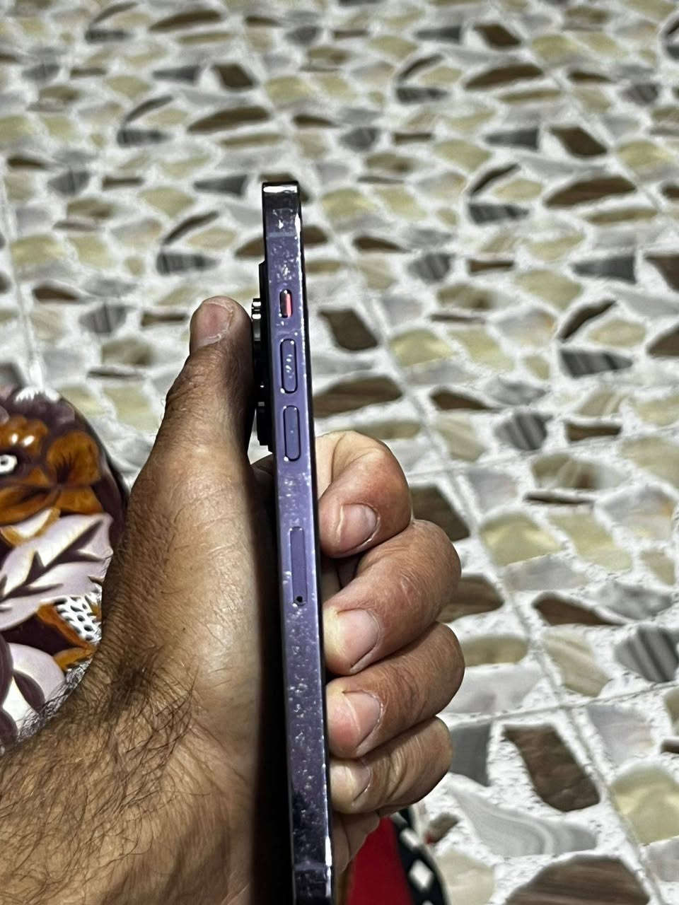 السلام عليكم جهاز ايفون 14بروماكس للبيع شاشه مكسور ‏‪***********‬‏ اتصال
