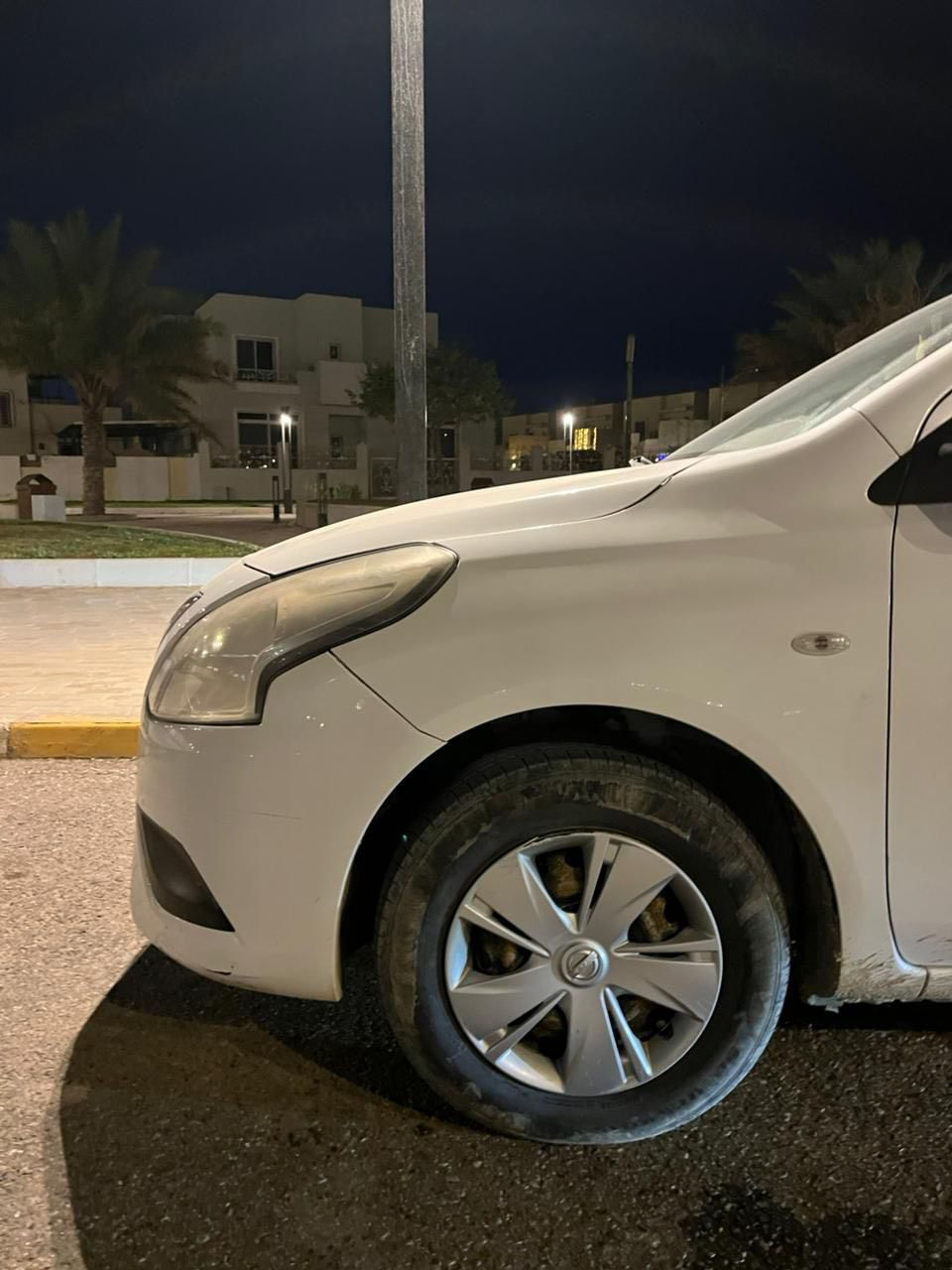 السلام عليكم
🔴للبيعNissan Sunny 
🔴سنة الصنع /2020
🔴حجم المحرك 1800المرغوب
🔴المسافه المقطوعه/173 الف كيلو
🔴ويل كب
🔴 رقمها اربيل باسمي ثاني يوم تحويل 
🔴ضرر السيارة / قطعه وحده الصندوك بدون دواخل مكفوله 
🔴 عليها ادامة كامله متصرف عليها دينار 
🔴موقع السيارة / صلاح الدين /تكريت
🔴السعر /118 وبيها مجال بسيط 
🔴 رقم صاحب السيارة/***********
