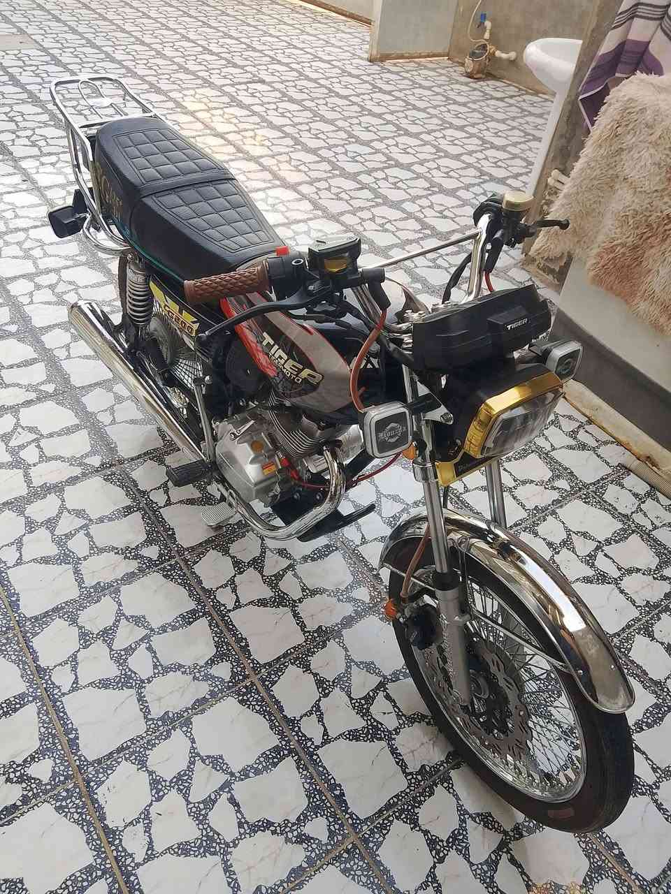 سلام عليكم تاكير موديل 2025 طالعه بل2026 كفاله عامه دراجه جديده مامتعوبه اي نقص مابيه اي شي مبدل مابيه كهربائيات كله شغاله صارله شهر من طالعه من الوكيل
سلام عليكم تاكير موديل 2025 طالعه بل2026 كفاله عامه دراجه جديده مامتعوبه اي نقص مابيه اي شي مبدل مابيه كهربائيات كله شغاله صارله شهر من طالعه من الوكيل
 الشراي يتصل ع الرقم خاص ماجاوب ***********
