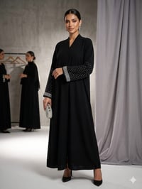 عبايات • سود • نفس الموديل