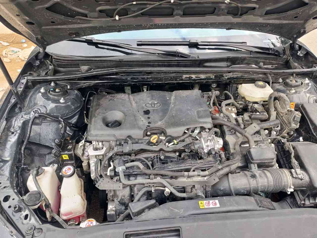 سلام عليكم
كامري هايبرد موديل 25 زيروا 
ماشيه الفين فقط
سياره تجي فول مواصفات عده فتحه
حادثه كدامك جاملغ وبنيد وبيه تعمير بالشاصي عكس سائق 
سعره 175 ورقه 
مكانه بغدادالدورهً
رقم ‪0 775 387 7088‬
