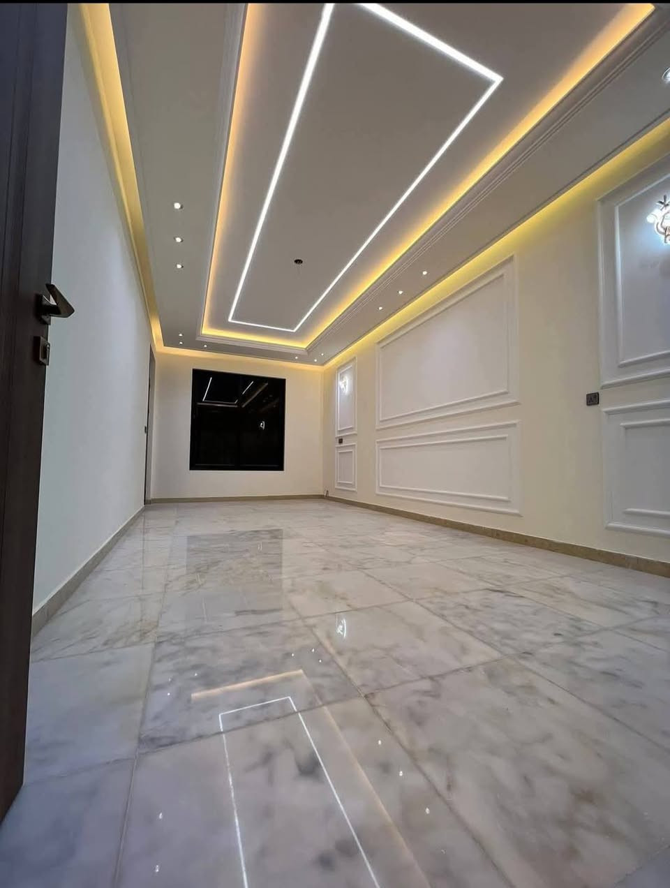 صباغ متفرغ طلس عام صبغ تصليح جبس واجهيات سكله اصعد لي عنده شغل يخابر عله هاذه لرقم ***********
