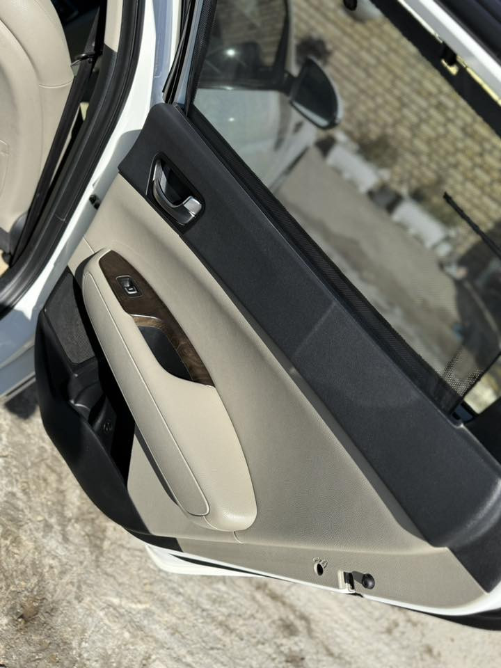 السلام عليكم اوبتما خليجي كفاله عامه صبغ وتبديل وفتح وبارد وشخط موديل 17 رقم بغداد بسمي فول مواصفات عده البانوراما. بصمه محرك2400ماشيه 100 كشن خزن  مري قلاب سمات  لد امامي وخلفي وحساسات وبردات بلاد وشحن وايرلس وبعد بيه هواي مواصفات السعر 190 وبيه مجال مكان السياره الناصريه  الاستفسار ***********
