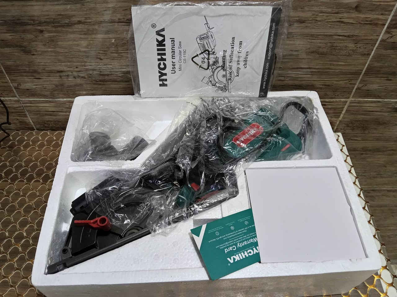 كوسرة زواية بالة الماني
جديد غير مستخدم تفيد خشب سيراميك حديد
سعر البيع ٤٠ الف مع التوصيل نهايته


**إذا كنت صاحب هذا الإعلان وتريد حذفه لأي سبب، رجاءا أرسل رسالة إلى الدعم الفني**