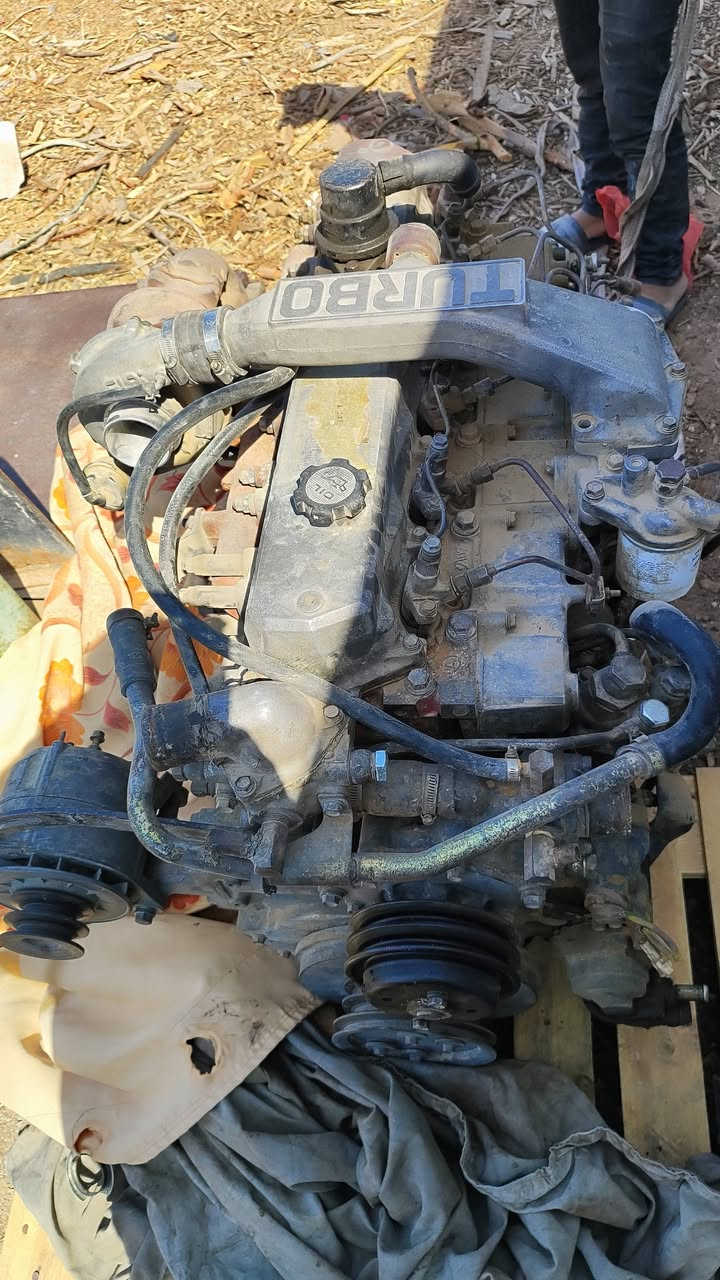 السلام عليكم مكينه 70 سوبر على الفحص  التواصل على رقم التلفون ***********
