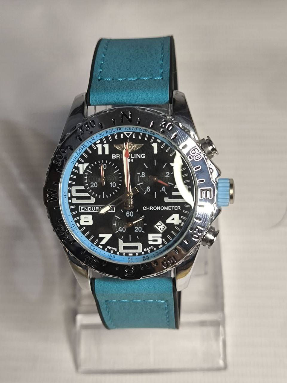 ساعة من ماركة برتلنغ Breitling
تحفة فنية 
مصممة للطيارين الحرفين والقباطن
مكينة كوارتز ستوبوج (جميع السناتر شغاله)
هيكل ستانلس ستيل طوق ارقام حفر
ميناء فخمة مزودة بمنفذ تاريخ فول لامينوس
زجاج معدني ضد الخدش
مقاومة ماء وغبار 
جلد شاموا مميز مبطن ربل
الساعة مختمة بالكامل 

ملاحظة ؛- متوفر قطعتين فقط
 
السعر : 35 ع اول تم
 للحجز والاستفسار يرجى مراسلة الصفحه


**إذا كنت صاحب هذا الإعلان وتريد حذفه لأي سبب، رجاءا أرسل رسالة إلى الدعم الفني**