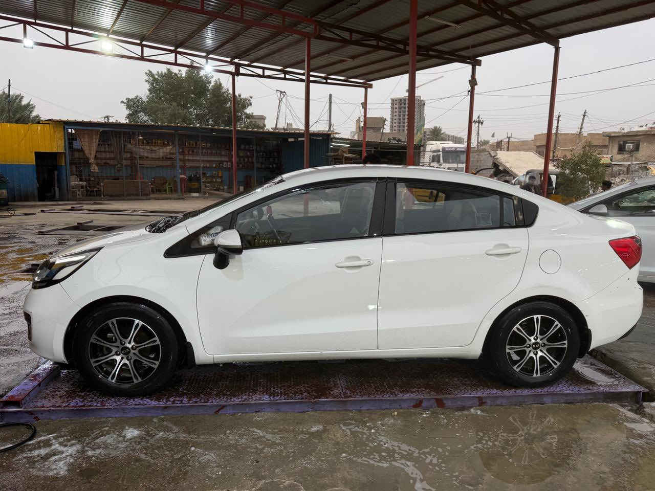 السلام عليكم
كيا ريو  2012 خليجي

كير محرك مكفول وصبغ الجاملغ الامامي فقط 

رقم سليمانيه شرط التحويل 
مكان سيارة بغداد البياع حي الشهداء 
للاستفسار ***********

سعرة 85 ورقة بيه مجال بسيط
