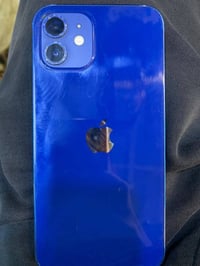 آيفون ١٢ • ١٢٨ جيجا • بطارية ٧٥٪