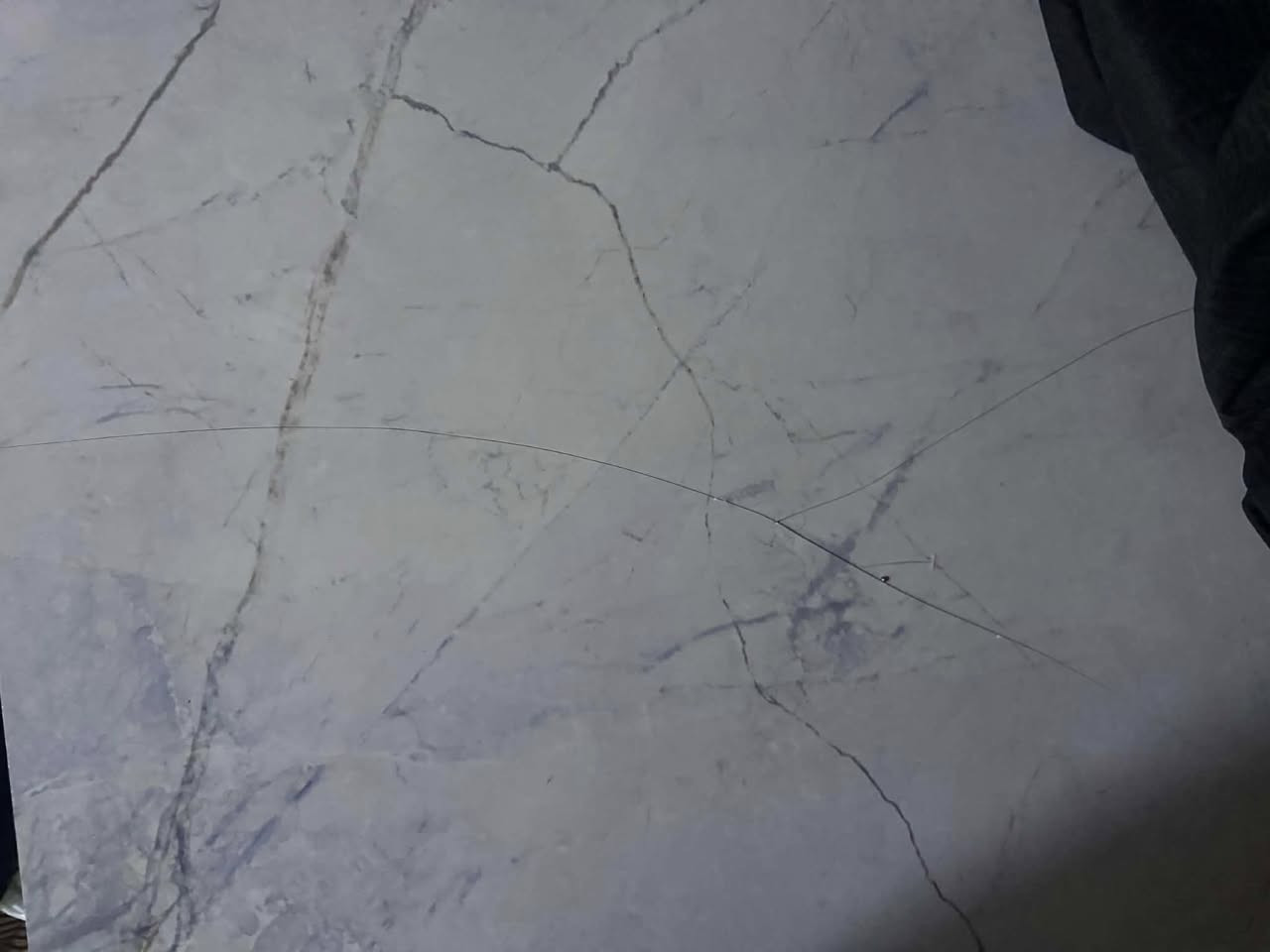 طبله وسطيه جدا نضيف فقط ضرره جدا بسيط فطر الي ع سطح واضحه صورته للبيع سعر ١٠٠ وبيها مجال مكان سريع الغزاليه شقق الديوان


**إذا كنت صاحب هذا الإعلان وتريد حذفه لأي سبب، رجاءا أرسل رسالة إلى الدعم الفني**