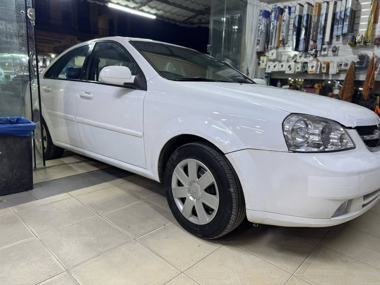 ئۆپترامۆدیل2011
رەقەم جنوب سەنەوی کارتۆن بەشەرتی ئەولیات
ساخ موسو براوەنیە
گێرتۆماتیک
گیرومەکینە بەشەرتی سەد فیتەر
توندووتۆلی و تەبرید بەشەرت جرپەی تیدانیە 
جوارتایەی تازەی لەژیرە
سارەکە بئ بۆیاخە تەنها یەک پەلە بۆیاخی هەیە 
سارەکە زۆر جوانە لەرسمەکان جۆنە لەنزیکەوە جوانترە
سارەکە لۆکە زۆر جوان ماوەتەوە
لەگەل ریزم لەکۆمینت معامەلەناکرئ یان جات بکە یان تیل
شوین قەلادزئ
***********
***********
