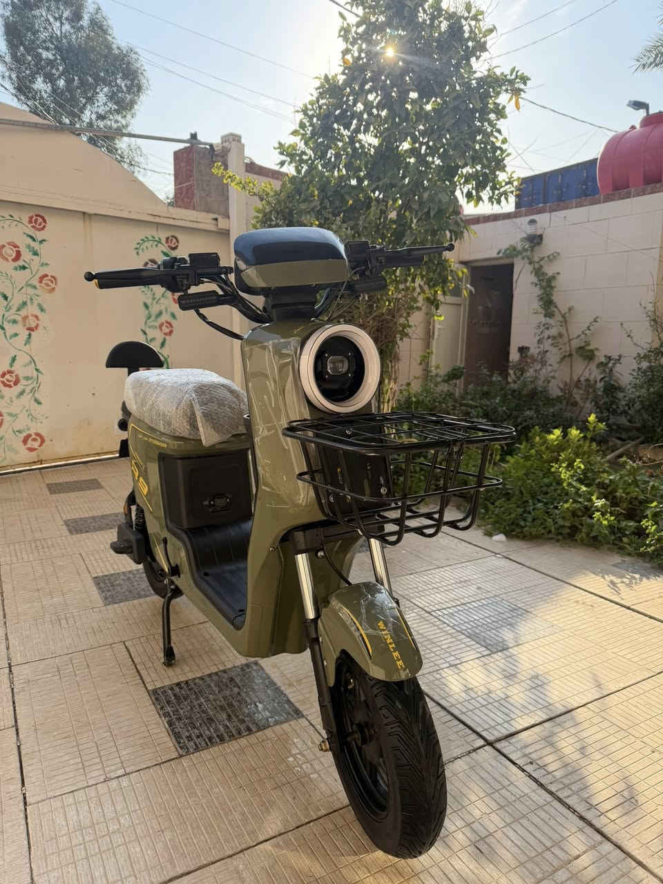 سلام عليكم للبيع دراجه r9مديل2026دراجه ***********
