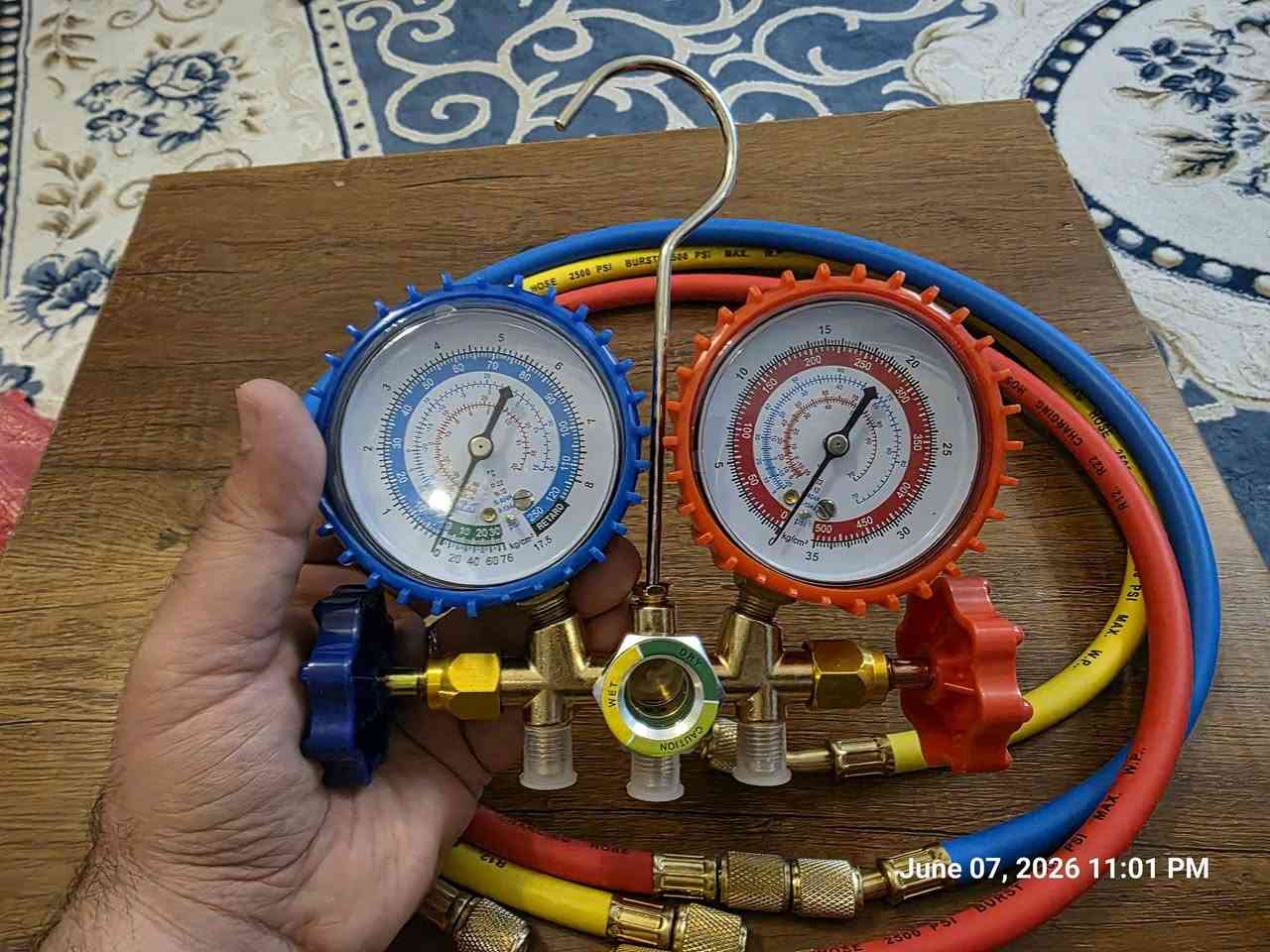 الصيف بده
وتحتاج تشحن غاز لاجهزة التبريد

هاي القطعة تفيدك ودرجه اولى


**إذا كنت صاحب هذا الإعلان وتريد حذفه لأي سبب، رجاءا أرسل رسالة إلى الدعم الفني**