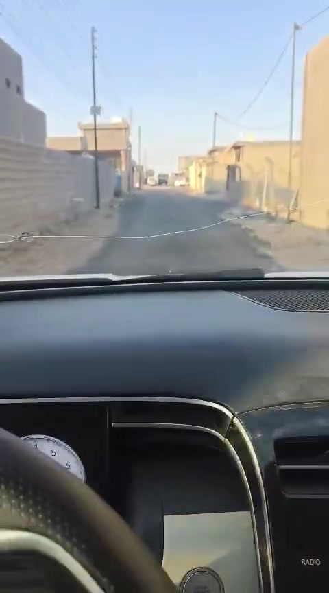 سلام عليكم قطعه راض البيع مساحه 190 متر طابو سند 25 يحتوي ماء كهرباء وتبليط الكرغواليه شارع المفقس *********** قرب سايد اوحد *********** استفسار
