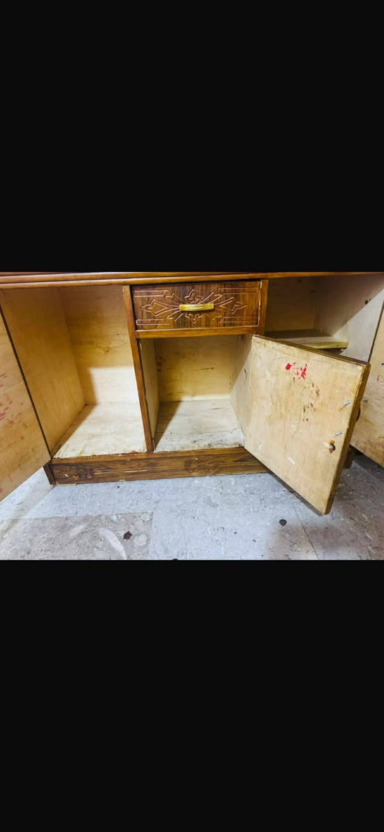 بوفيه للبيع السعر 60 بيها مجال بسيط تفاصيل اكثر خاص


**إذا كنت صاحب هذا الإعلان وتريد حذفه لأي سبب، رجاءا أرسل رسالة إلى الدعم الفني**