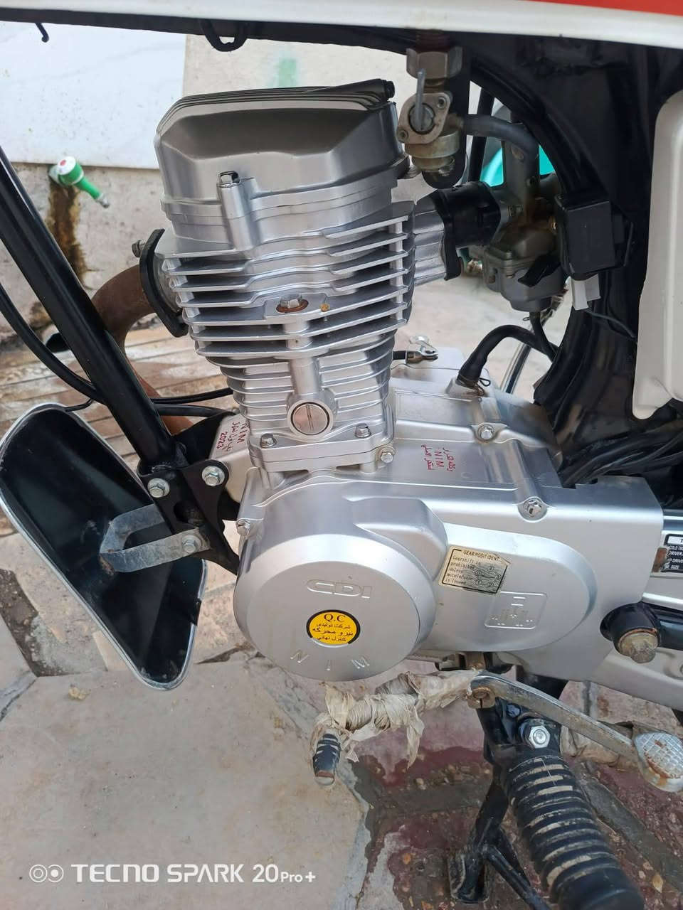 دراجه نامه امتياز لبيع
مديل 2023  ماامفتوحه
بس تفيلس 
الدراجه مكفوله مكينه وسرقه 
المكانه ناصريه مدينة الصدر
***********
