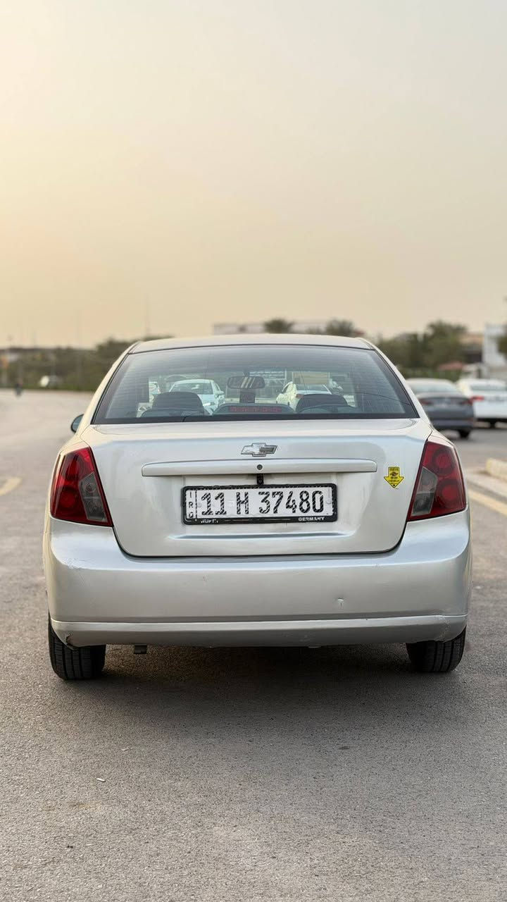 سلام عليكم مرخصه الادمن المحترم اوبترا موديل ٢٠٠٤ كير عادي
مصبوغه عام اثر جراد بدون ضربه او دواخل 
تخم تاير خط ابيض جديد 
صدر جديد 
غرفه السياره جديد 
مكينه كير خير من الله مكفول 
تدفئه تبريد شغال 
ميحتاج ذب عليه ربع جاهزة  السيارة 
السعر ٥٨ وبيها مجال بسيط 
عنواني بغداد البياع مدينه الذرى 
***********
