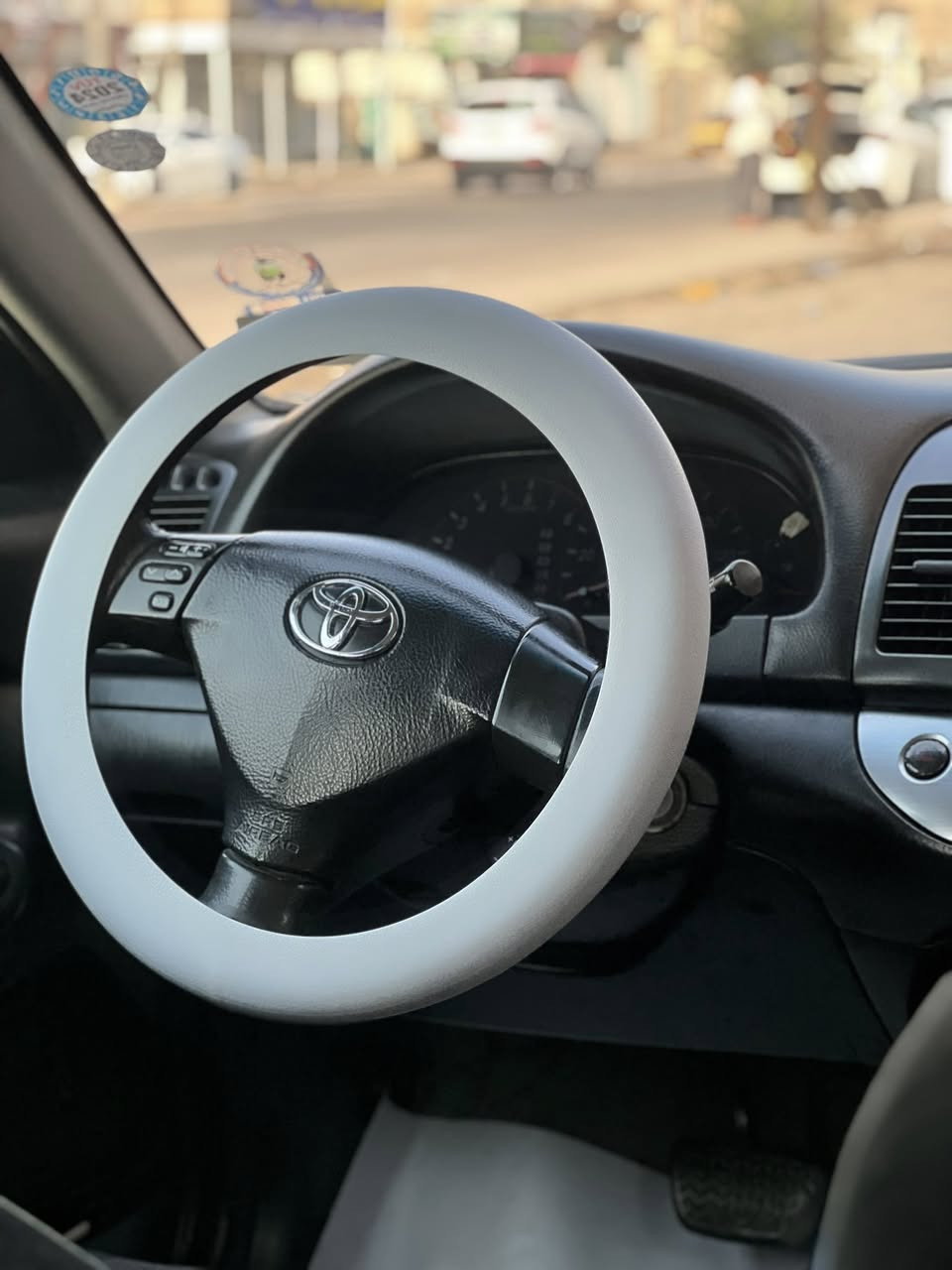 كامري موديل 2006وارد امريكي فول فتحه مانع انزلاق كشن كهرباء سنويه باسمي كير مكينه حداده جديد باتري جديد تبريد منضومه جديد تدفئه جاهزه صبغ حزام مابيها ضربه قويه السعر 90وبيها مجال. ***********   ***********
