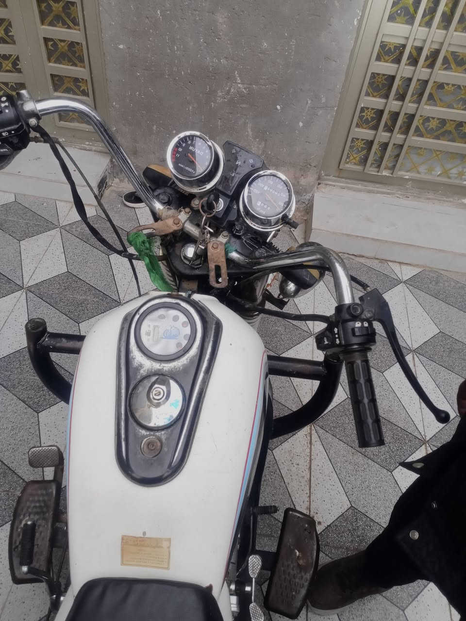 يا الله سلام عليكم ستوته للبيع وراق صولي كهربائيات شغاله محرك فقط تجفيت مكان الرفاعي ***********
