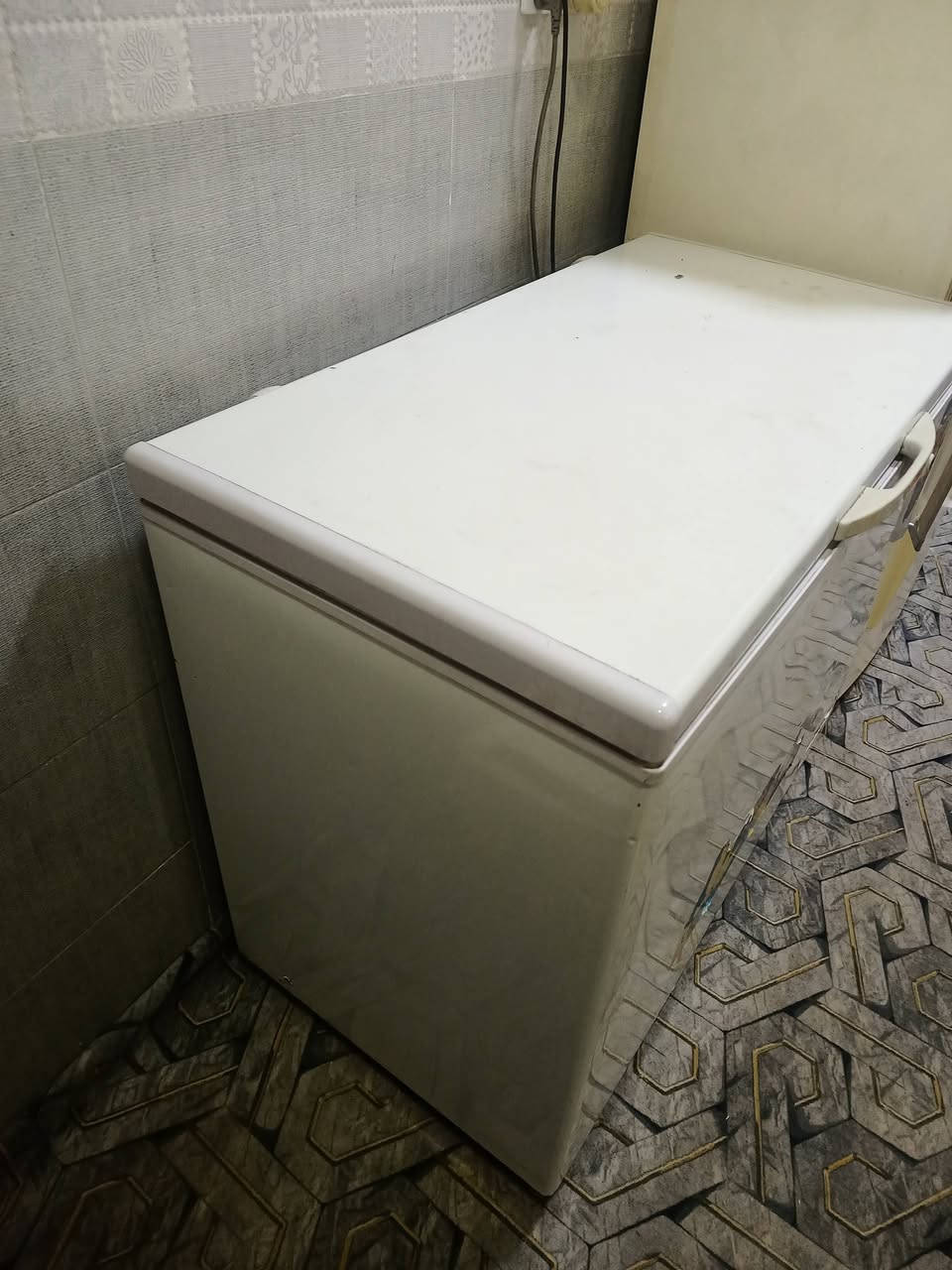 سلام عليكم عندي مجمده للبيع عله الفحص ***********
مكاني شارع المجمعات السعر خاص لو تخابر
