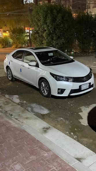 كورلا خليجي موديل 2015 فول مواصفات محرك 2000 مكفوله من الصبغ حتى الدعاميات فقط بارد تخم تاير جديد باتري جديد لايت فول زنون داخل السياره كلش جديد مال جناي متحتاج اي مصرف ماشيه 118 الف السعر 165 وبيه مجال قليل مكان السياره بغداد رقم الهاتف ***********
