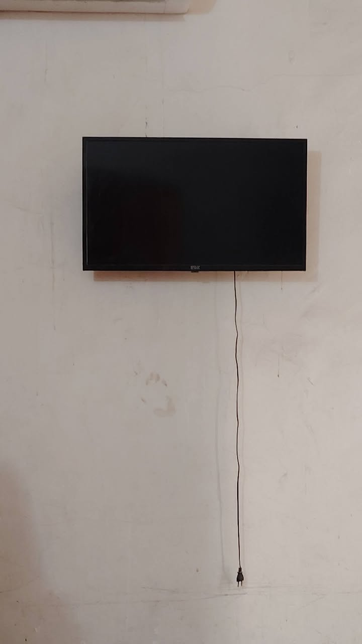 غرفه نظيفه وظخمه فقط ديلاب ميز المرايه مكسور قفلهن
بلازمه حجم 32
مجرات جدد
مرايه كبيره  اي استفسار خاص


**إذا كنت صاحب هذا الإعلان وتريد حذفه لأي سبب، رجاءا أرسل رسالة إلى الدعم الفني**