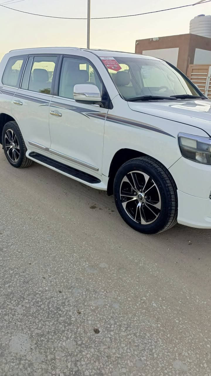 لاندكروز موديل  2017 بريم فول مواصفات ارقم اربيل الدولي محرك جديد تخم تاير حداديه  جديد تبريد شغال تدفئ صبغ عام بدون دواخل بدون إرباك سياره وضع شركه سنويه ل 27 تحويل مباشر المالك بغداد #سعر 3/25  تلاثه شداد و خمسه وعشرين ورقه دولار المكان بابل القاسم ***********
***********
