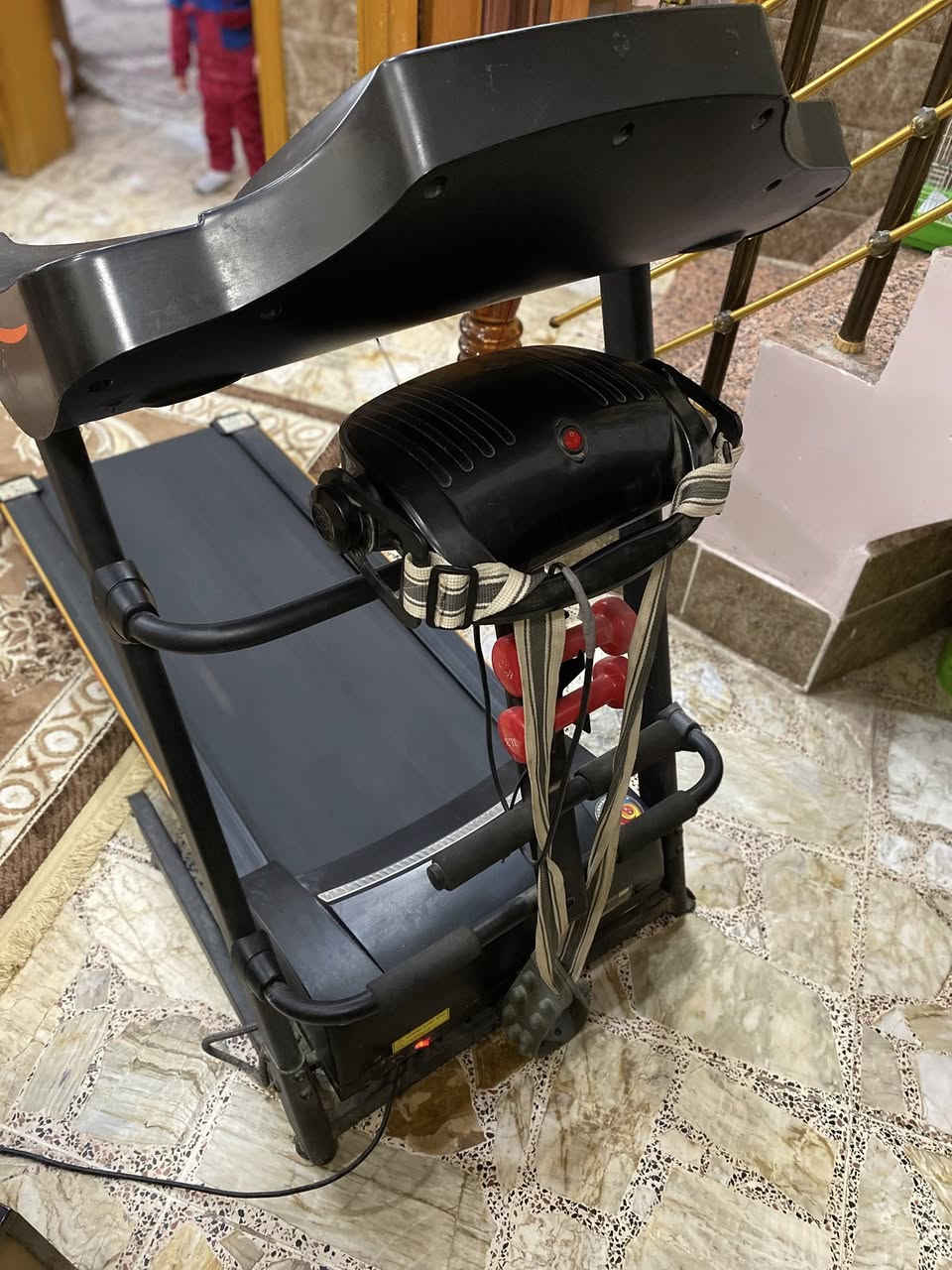 السلام عليكم جهاز جري اخو الجديد مداخل تصليح ع الفحص 
يتحمل 120 كيلو
جهاز هزاز لشحوم البطن
دمبلص عدد 2 ايضا
تحكم ريمونت
حبل سيفتي 
العنوان النجف
السعر 270 وبي مجال بسيط


**إذا كنت صاحب هذا الإعلان وتريد حذفه لأي سبب، رجاءا أرسل رسالة إلى الدعم الفني**