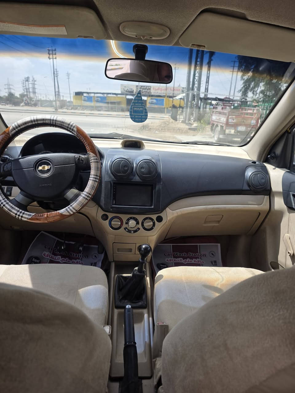 سلام عليكم لبيع افيو مديل ١٠ بيه قطعه وحده بس باب السايق .تخم تاير جوه صدر لمامي.جديد صدر لخلفي جديد..كير عادي مصبوغ عامه جماعيه رقم نجف دولي مكاني نجف ***********سعر ٤٦ميه مجال
