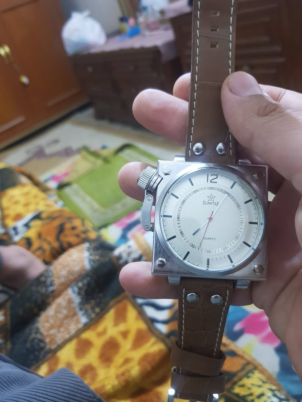 سبه كهرب عمره ٥٠ سنه واكثر جانت مال ابوي محتاج دبيعهن علمود العيد اريد اخذ هدوم لجهاليعلي العباس الميصعد منشوري ساعه جابوهة من السعوديه اصليه والله شدفعونبيه اخوه اخوكم من الحله وعندي كم شغله قديمات سماور وراديو وكم شغله انتيك هم ابيعهن


**إذا كنت صاحب هذا الإعلان وتريد حذفه لأي سبب، رجاءا أرسل رسالة إلى الدعم الفني**