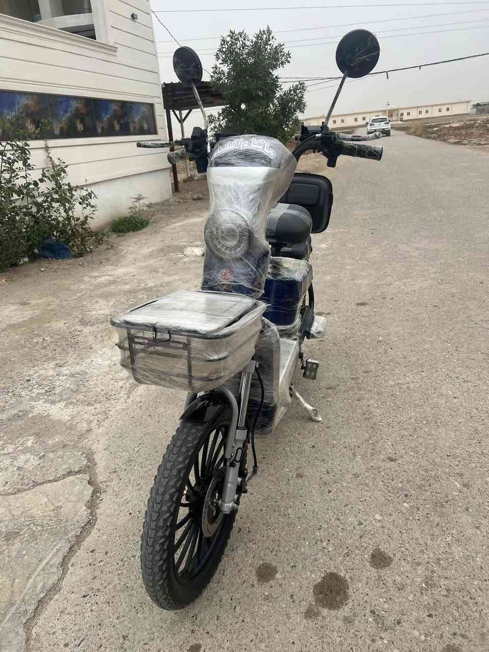 بايسكل شحن جبلي 
الموديل 2025
سويج بصمه وكارت 
تشغيل عن بعد 
5بطاريات 
بريك دسك 
السعر المطلوب ٤٢٥ وبي مجال
*********** للتواصل
