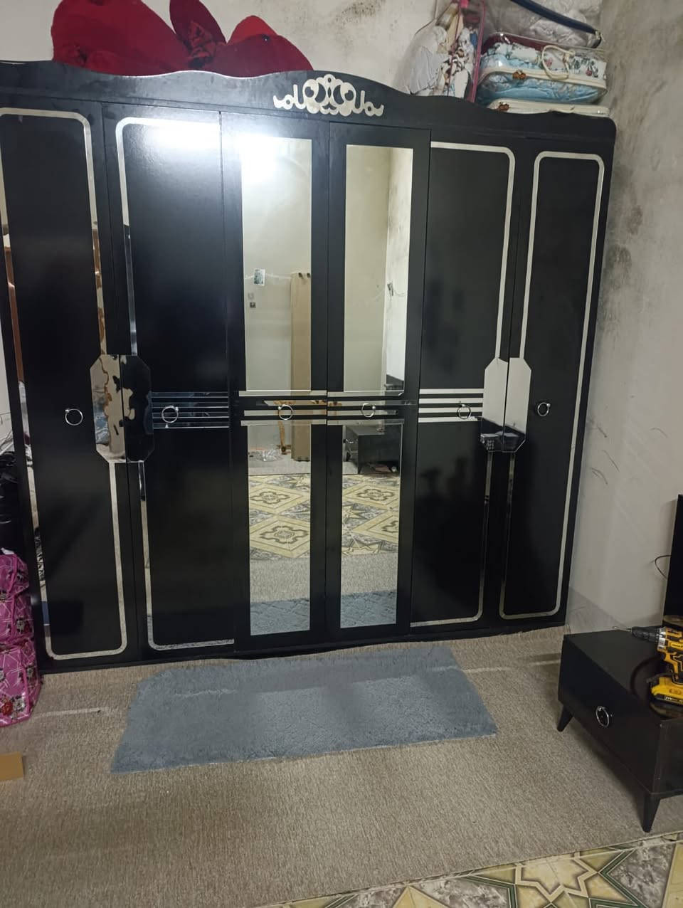 غرفه نوم تركي مستعمله خمس قطع نظافه ممتازه
وااتساب ***********
