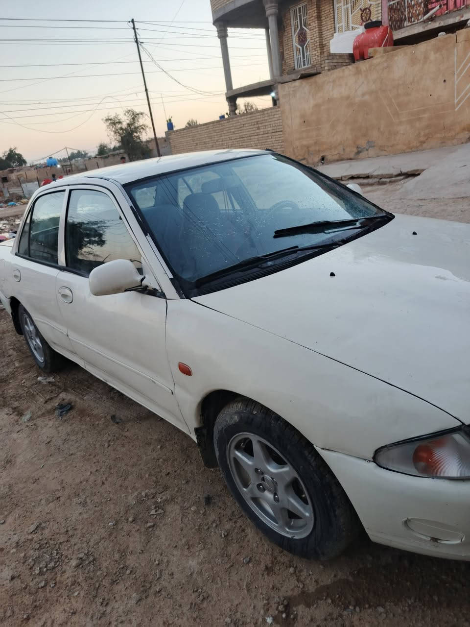 السلام عليكم ورحمة الله وبركاتة 
بروتون ويرا موديل 2004 رقم بغداد مشروع وطني شرط تحويل 
مكينه وكير حداديه تبريد سياره جاهزة كهربيّ كلها شغاله كيجات كلها شغاله صبغ حزام بدون دواخل مكاني بغداد تواصل عل واتساب ***********
