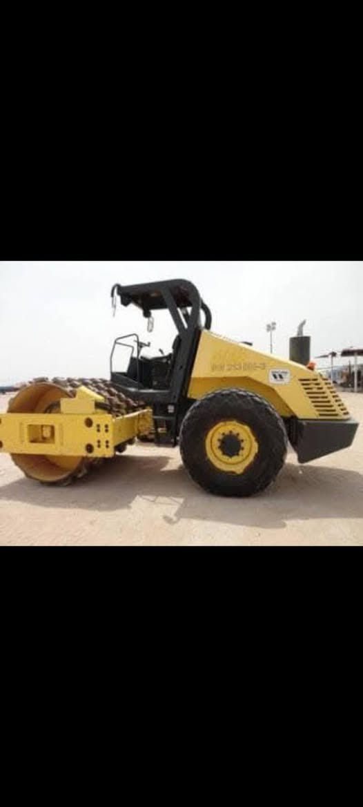 السلام عليكم ورحمة الله وبركاته ⚠️
متوفر حادلات للإيجار  ⛪️ بوماكَ الماني  
متوفر مع ماء🚰 والهزاز وبخبرة عالية🦺 أستلام مهندس 🌉
تتوفر لدينا جميع الأحجام من واحد طن إلى ١٦ طن ♒️
وكافة الأنواع⚓️ ضلفية مطاطية ستيل 🏗
العنوان بغداد البياع 🏠

ونعمل في جميع المناطق بغداد وأطرافها🎗
وأيضا نعمل في كافة المحافظات 
هنالك خصم🔗 لأصحاب الشركات والمقاولين

التواصل معي مباشر 
***********
***********
بيهن وات ساب
