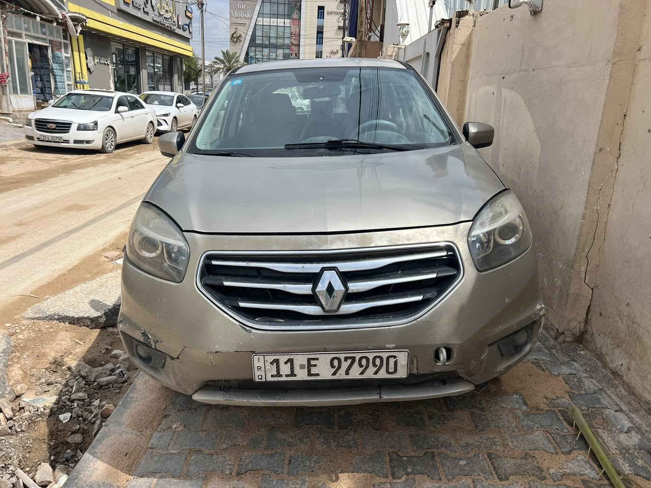 2013 صبغ باب وجاملغ وتكمه السايق 
مكانها النجف السعر 65 
***********
