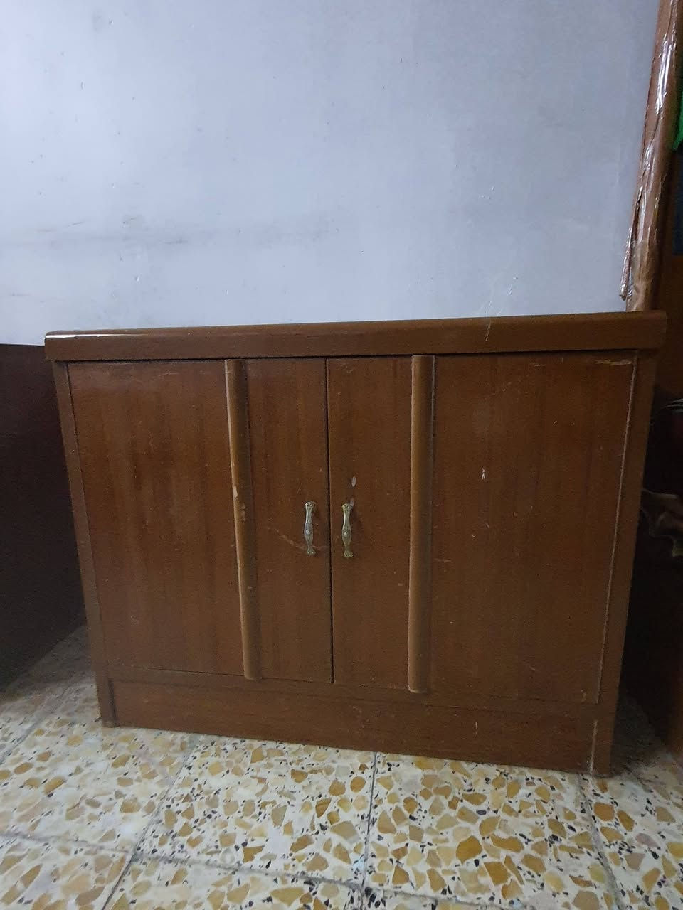 غرفة نوم للبيع في منطقة الشعب
مراسلة عن طريق الماسنجر


**إذا كنت صاحب هذا الإعلان وتريد حذفه لأي سبب، رجاءا أرسل رسالة إلى الدعم الفني**